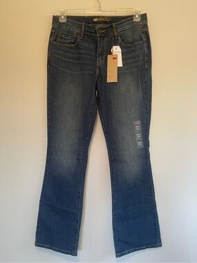 Levi's Women's 515  Bootcut Jeans in Mid-Rise Blue Wash size 8